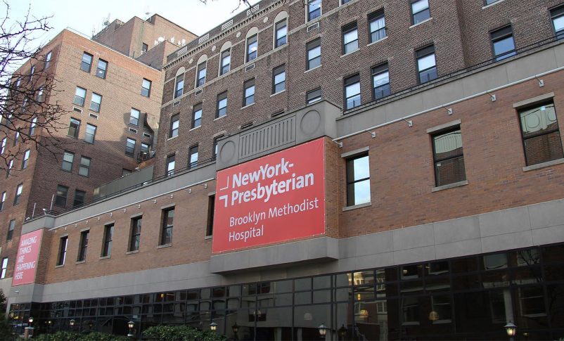 El hospital de Brooklyn quiere despedir a un médico por publicaciones ...