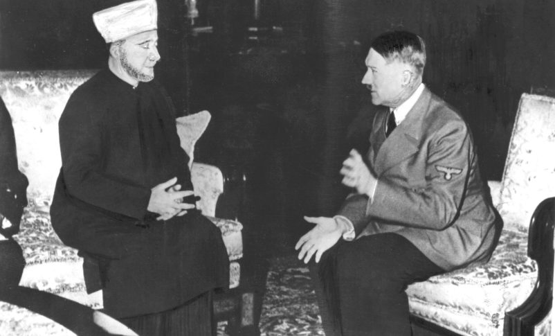 Israel, estado de guerra tras el ataque de Hamas desde Gaza 4 - Página 45 MUFTI-CON-hITLER-e1642111585706-802x485