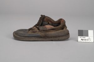 Radio Jai: 3.000 zapatos infantiles vuelven a exponerse en Auschwitz tras su conservación