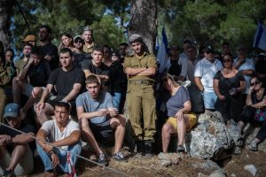 Radio Jai:11 funerales para comandantes y soldados de las FDI se llevan a cabo en todo Israel mientras la nación está de luto